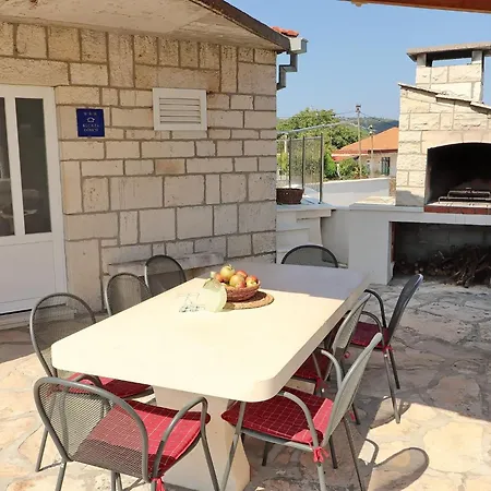 Ivana - Three-bedroom With Private Pool
