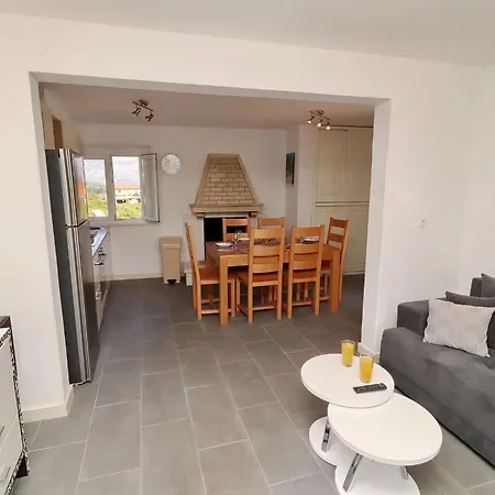 فيلة Ivana - Three-bedroom With Private Pool *