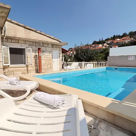 فيلة Ivana - Three-bedroom With Private Pool